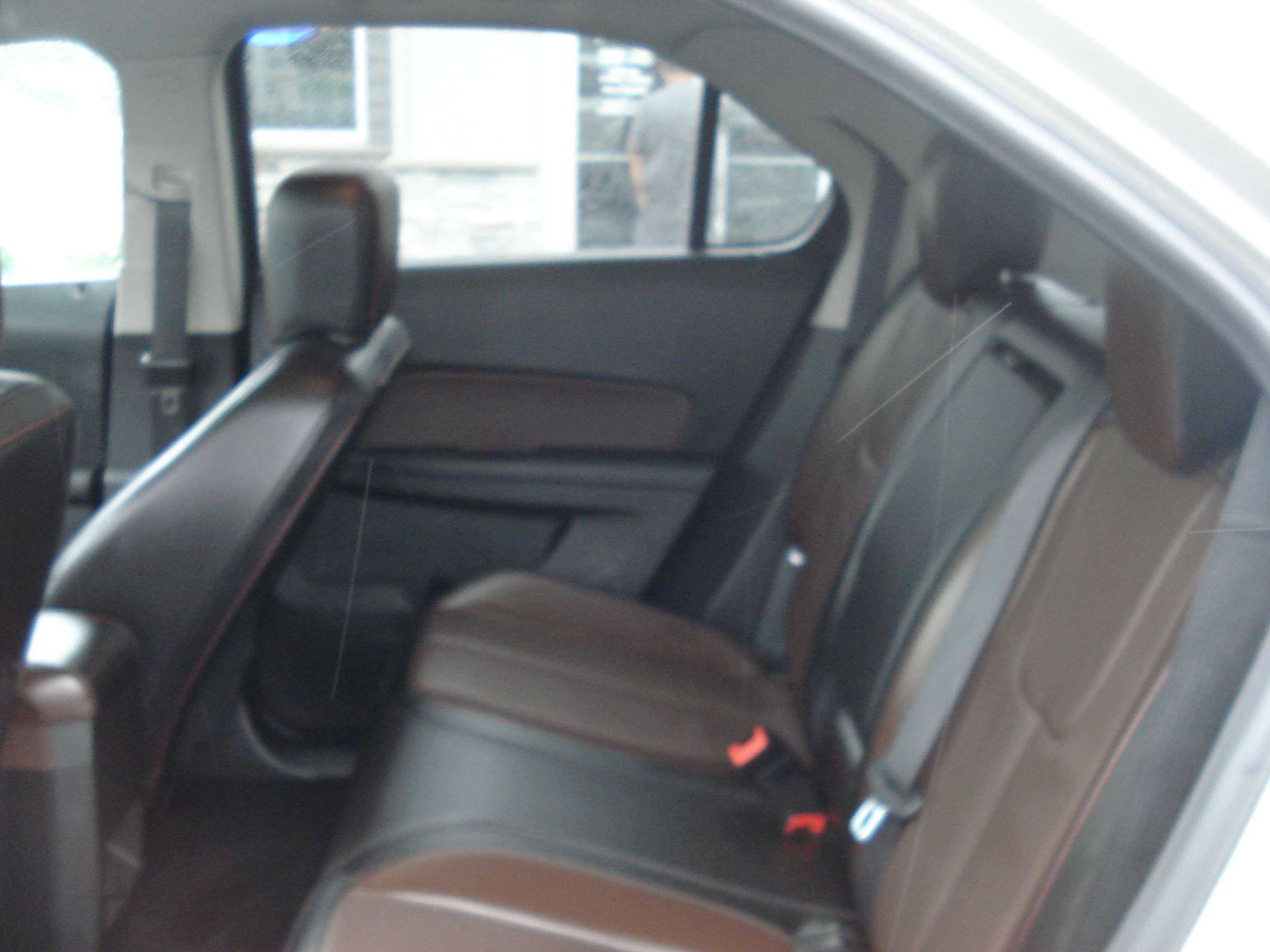Chevrolet Equinox Image 12