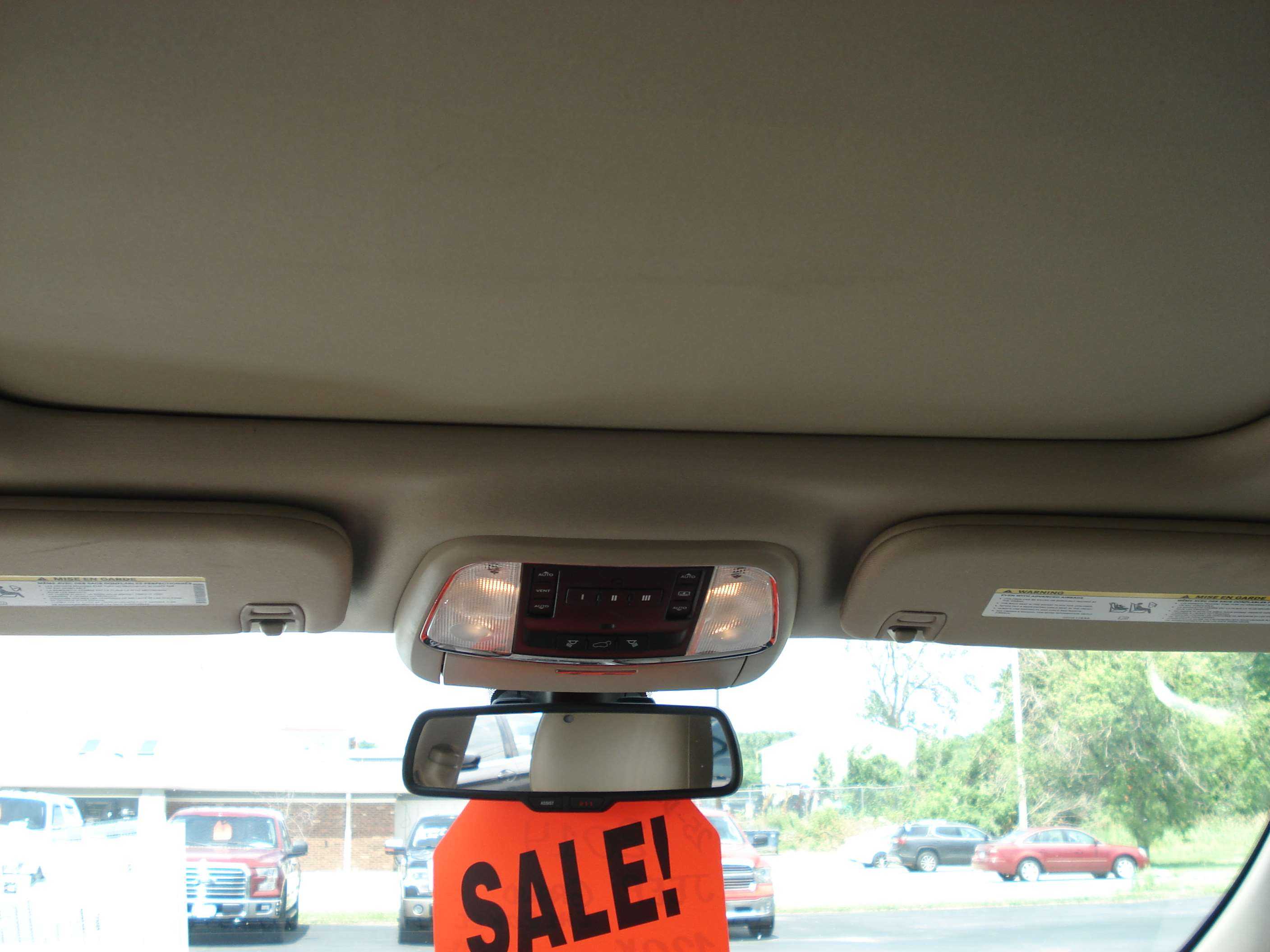 Jeep Grand Cherokee Image 13