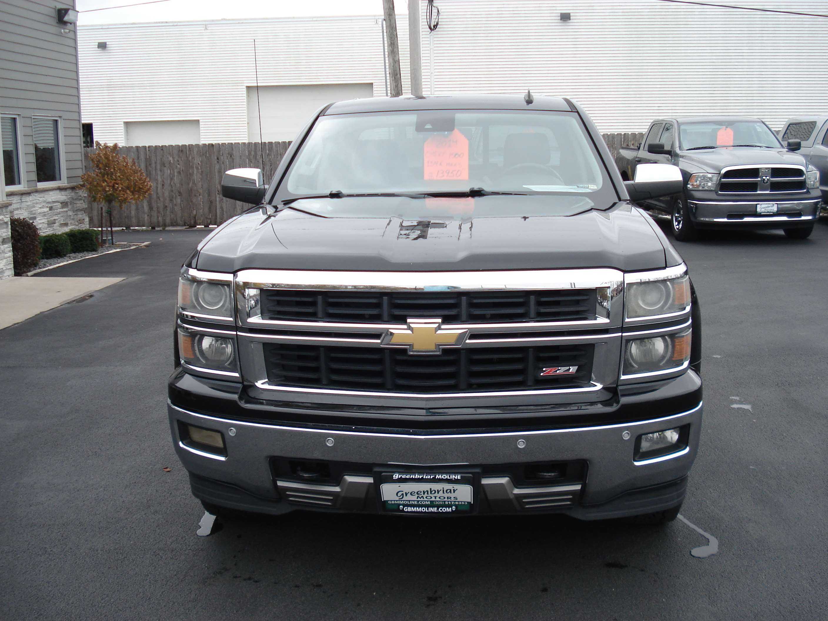 Chevrolet Silverado 1500 Image 3