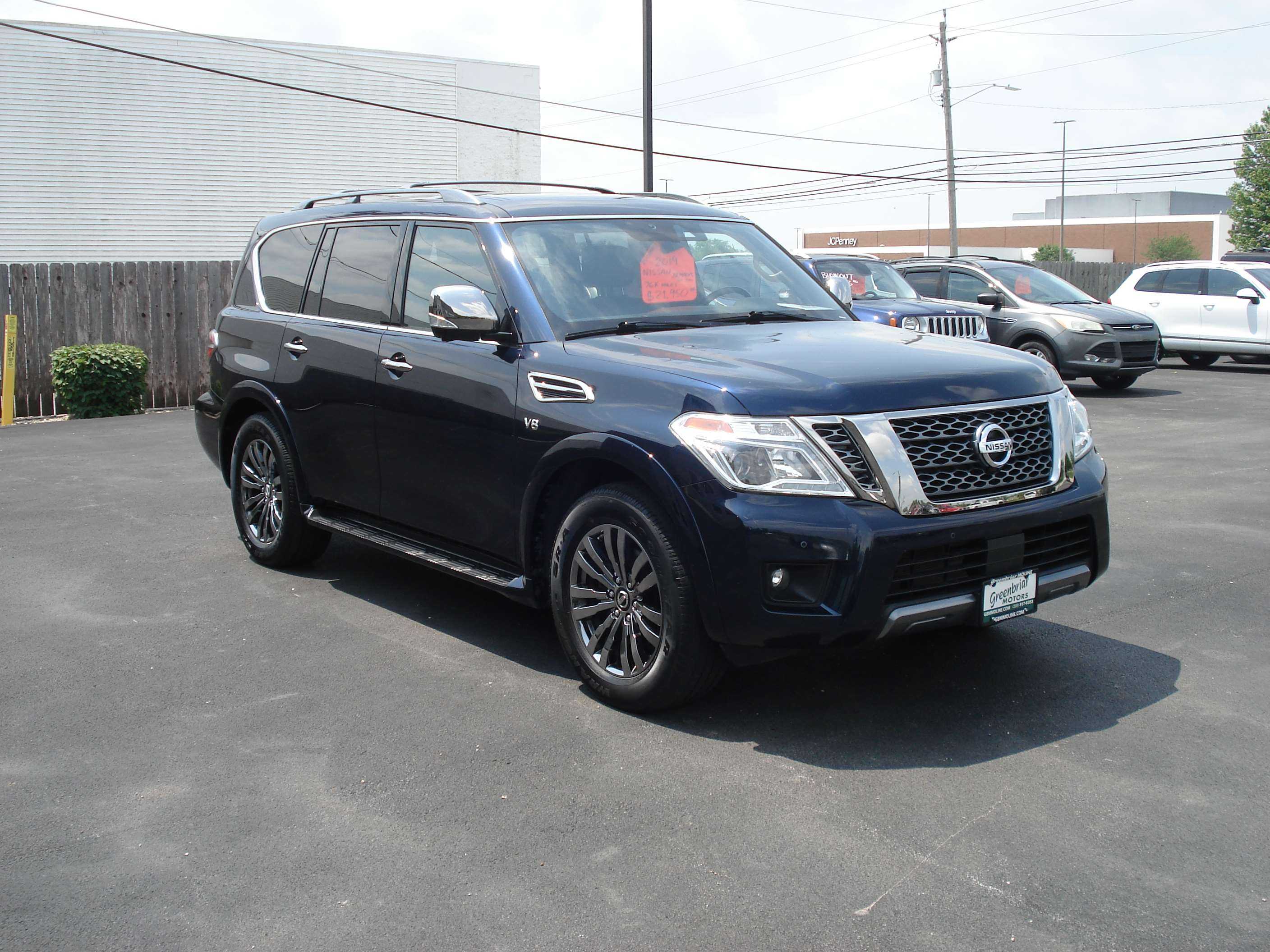 Nissan Armada Image 4