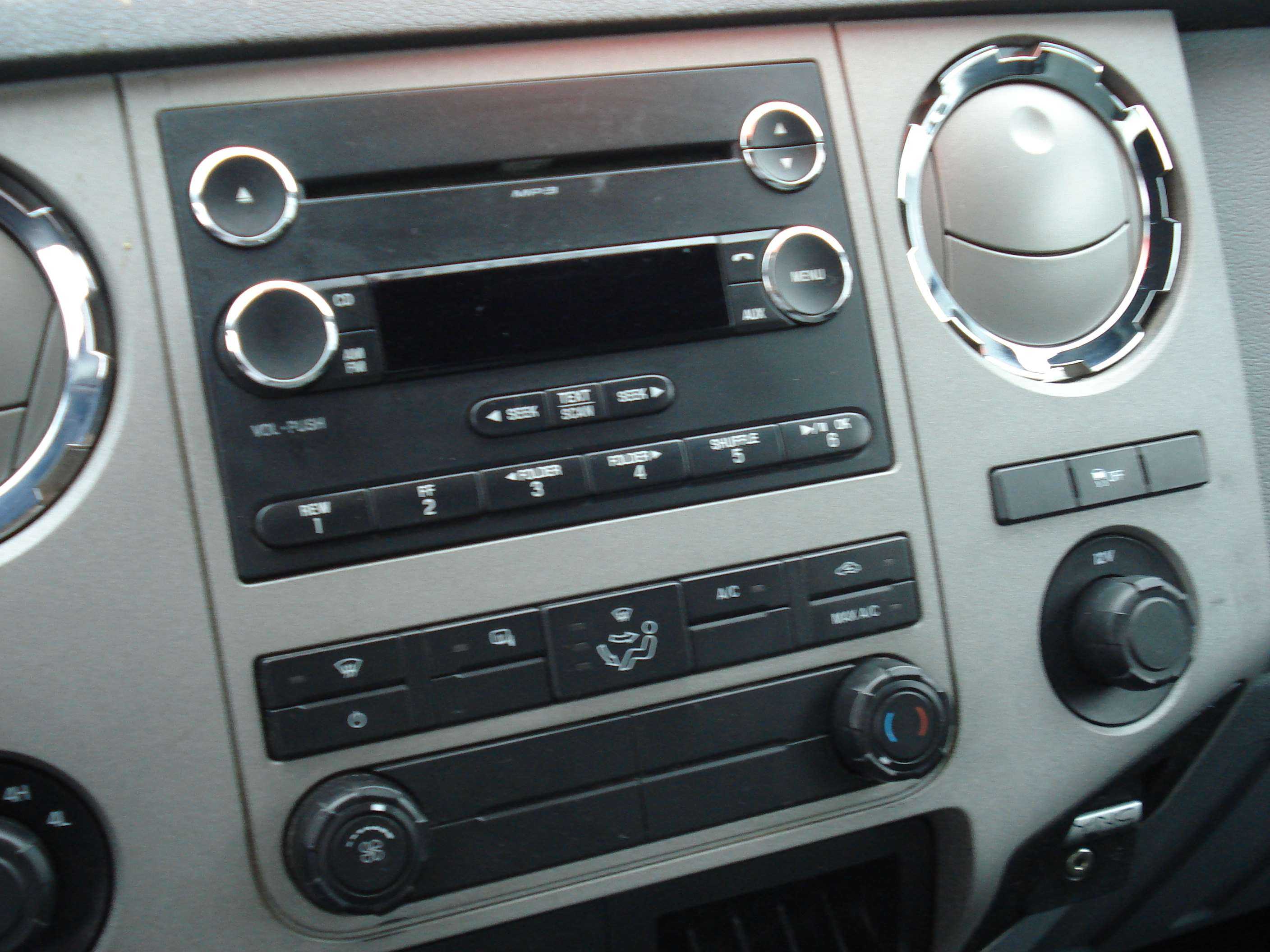 Ford F-250 Super Duty Image 11