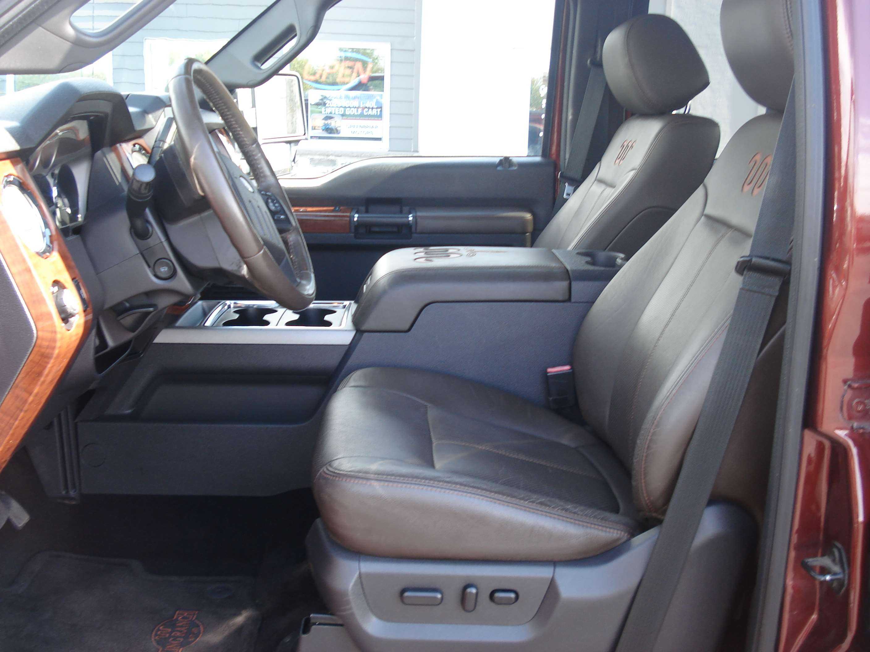 Ford F-250 Super Duty Image 11