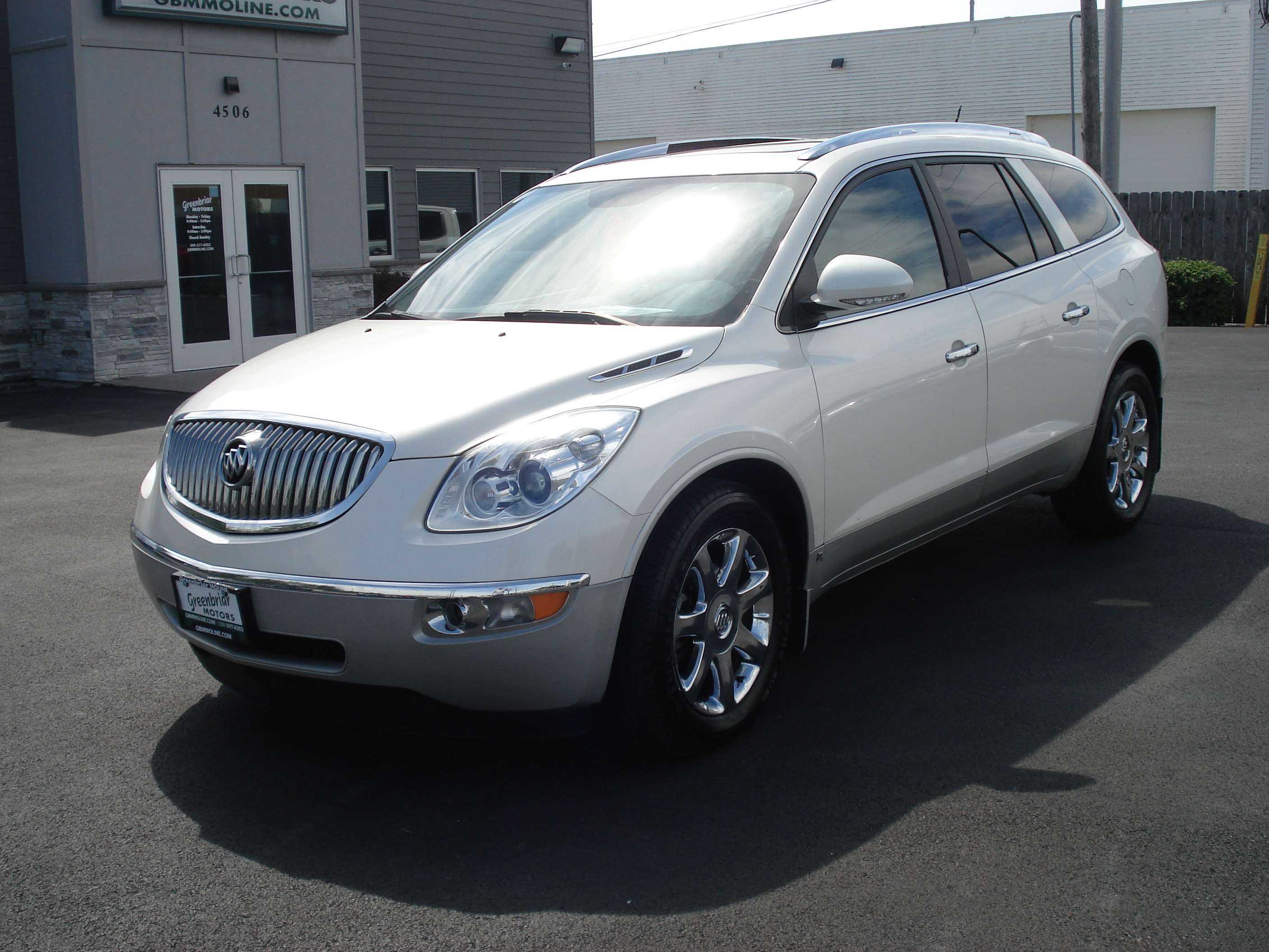 Buick Enclave Image 2