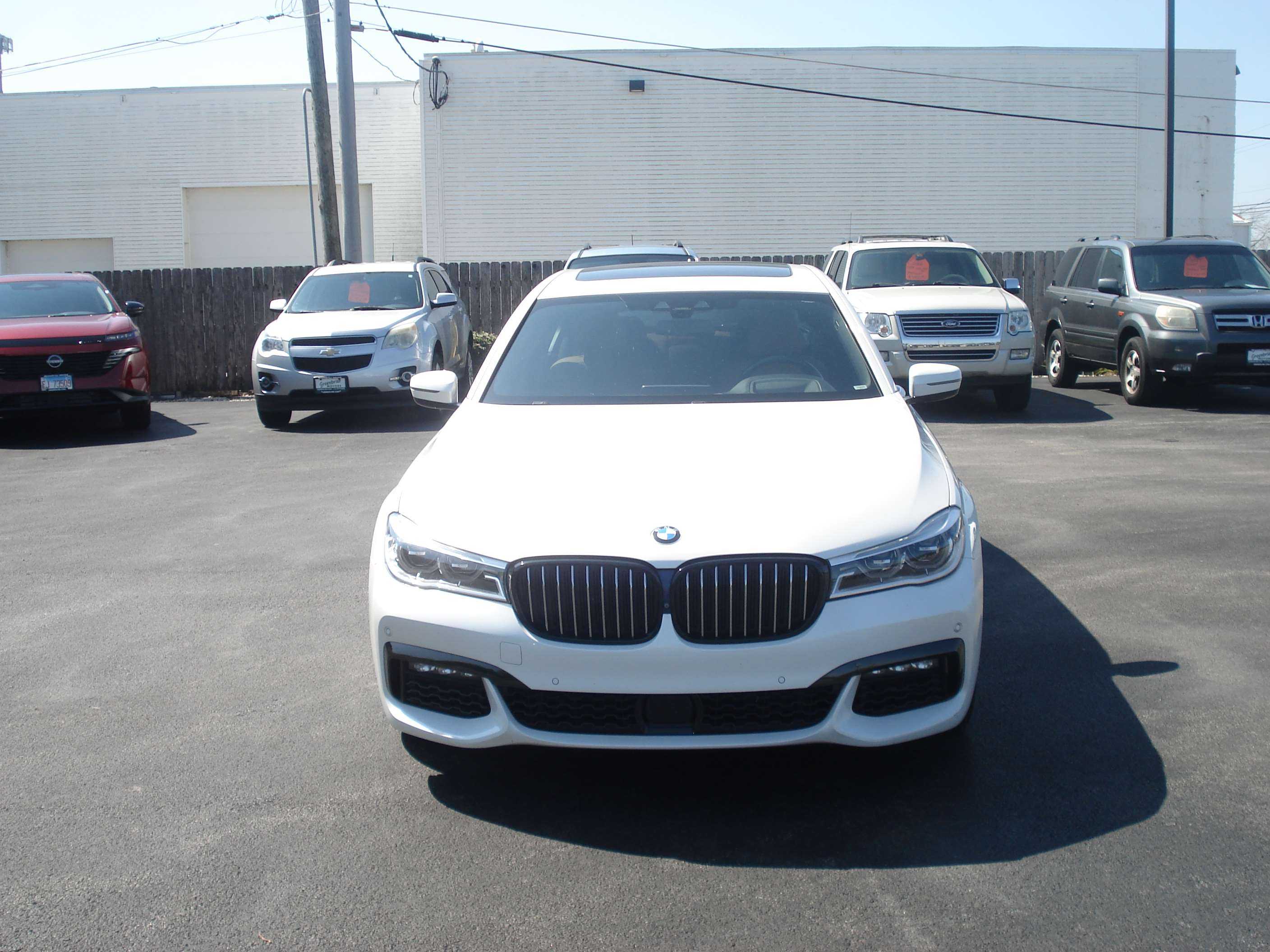 Bmw 7 Series Image 4