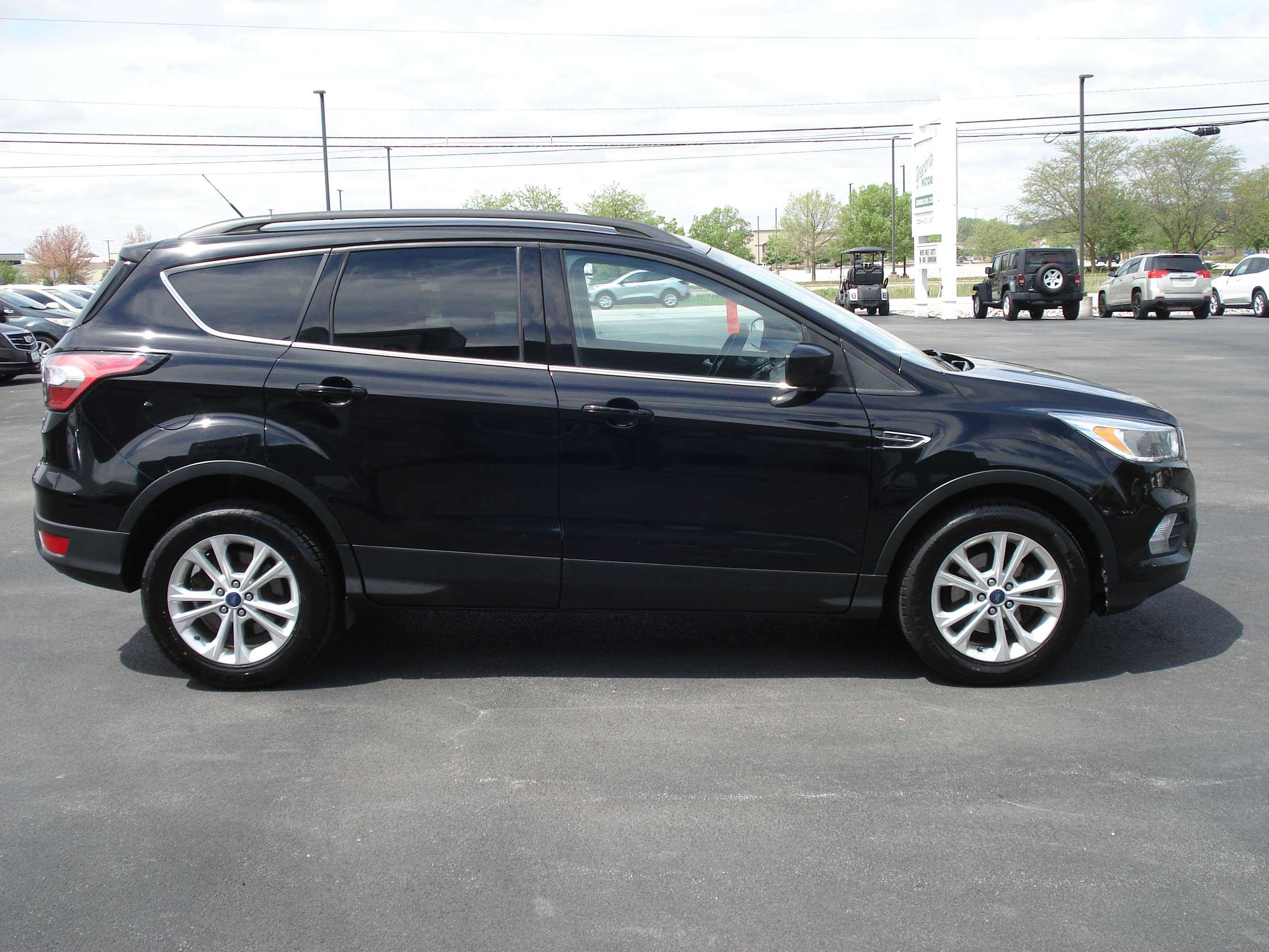 Ford Escape Image 5