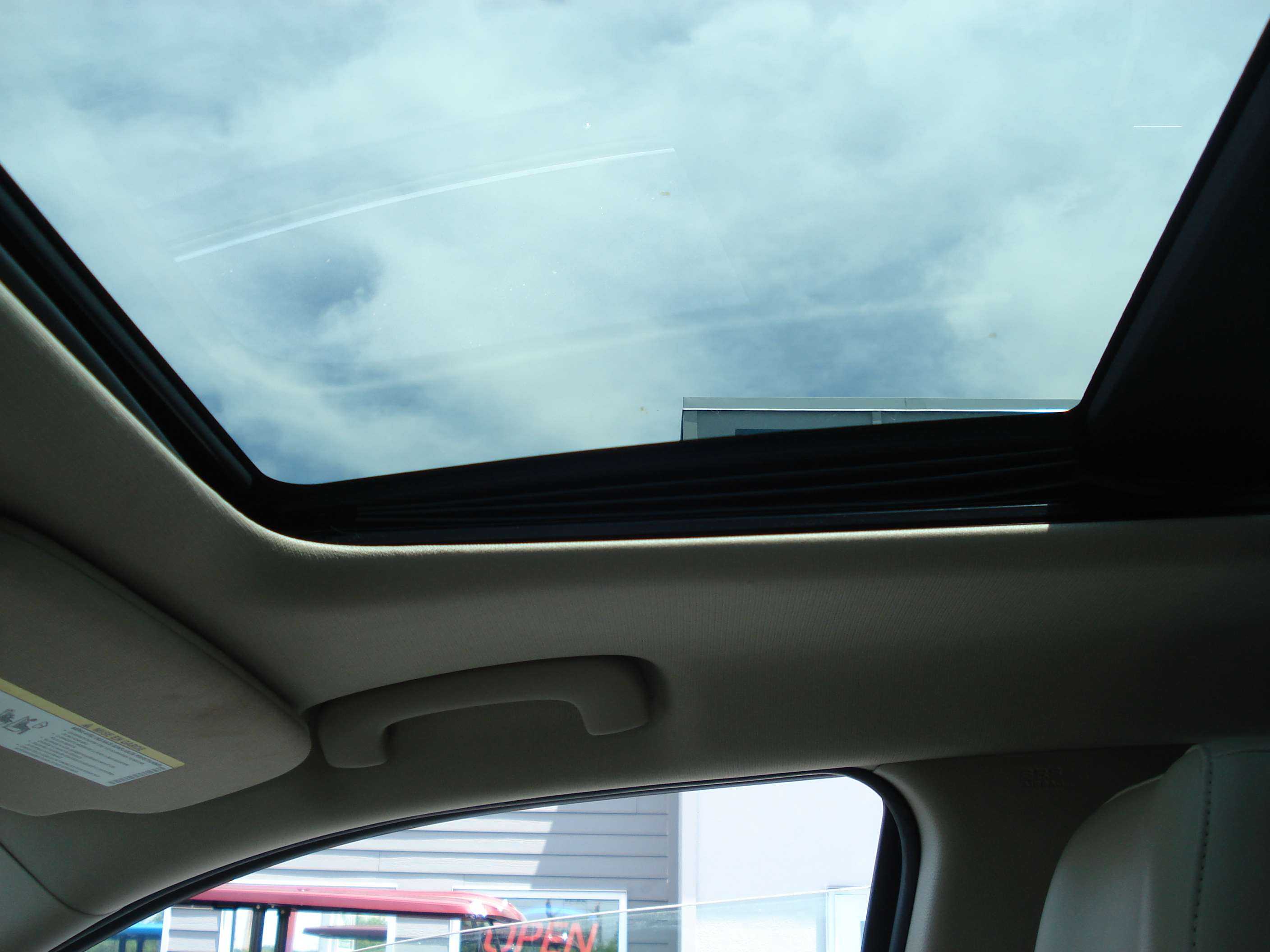 Jeep Grand Cherokee Image 16