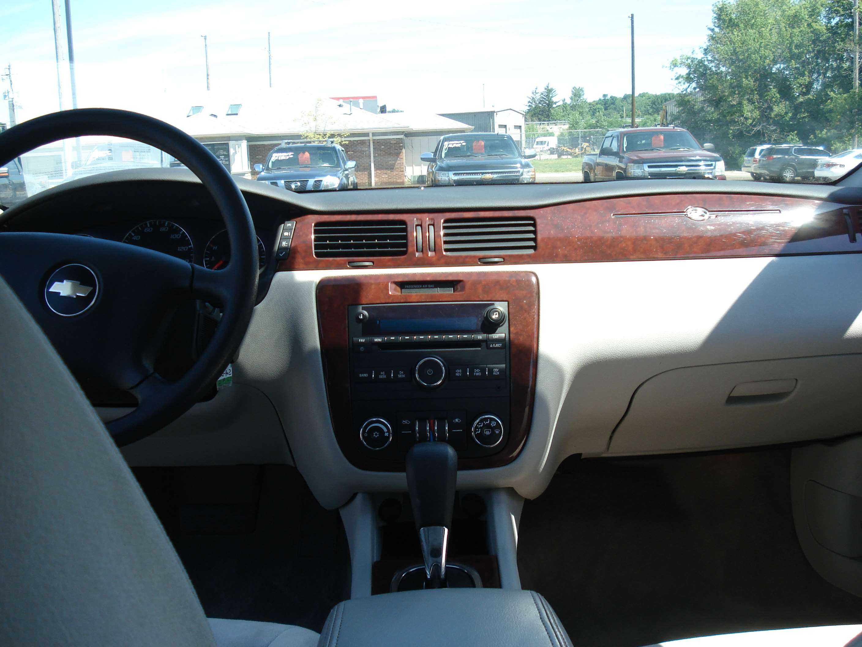 Chevrolet Impala Image 13