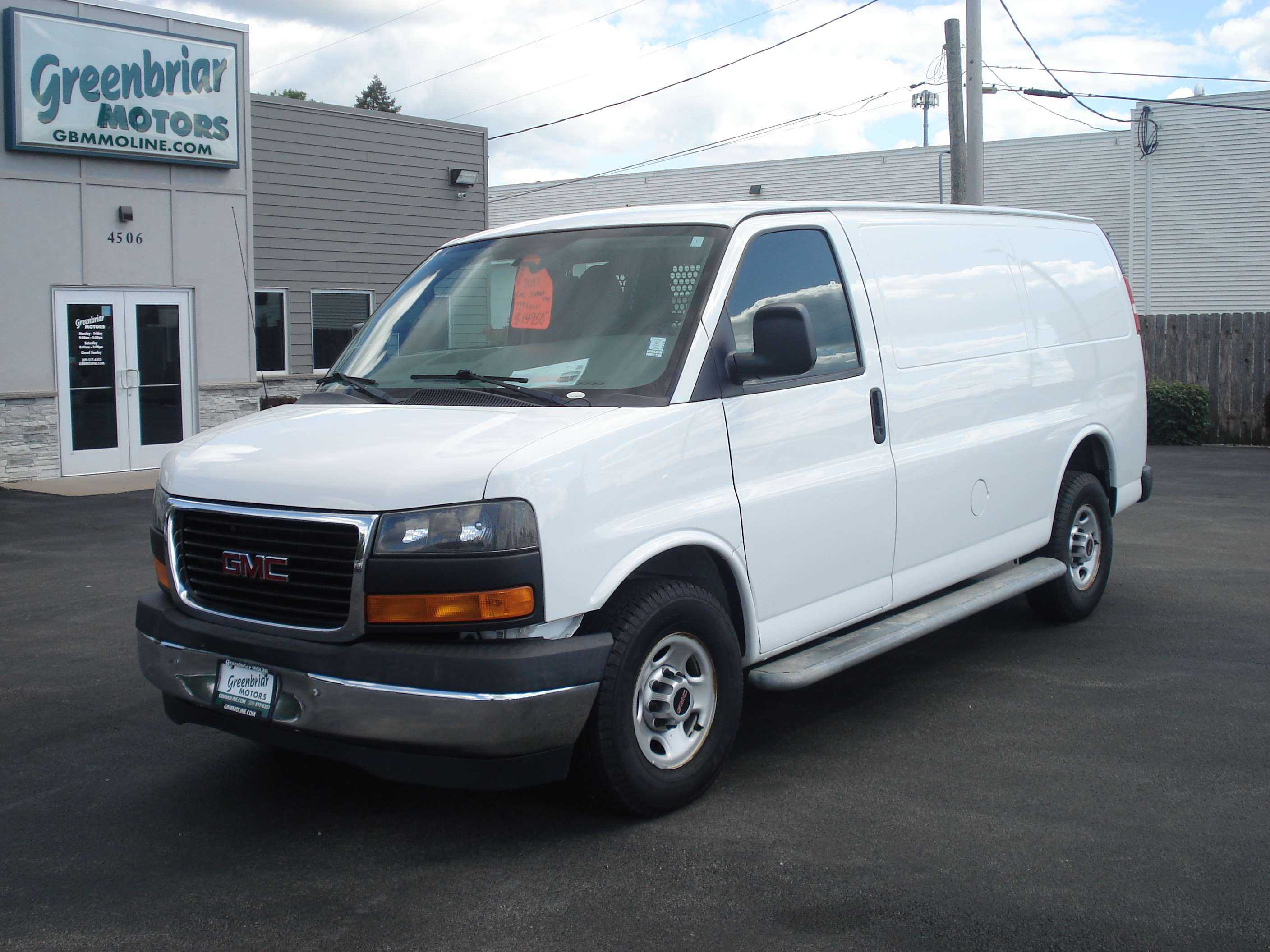 Gmc Savana Image 3