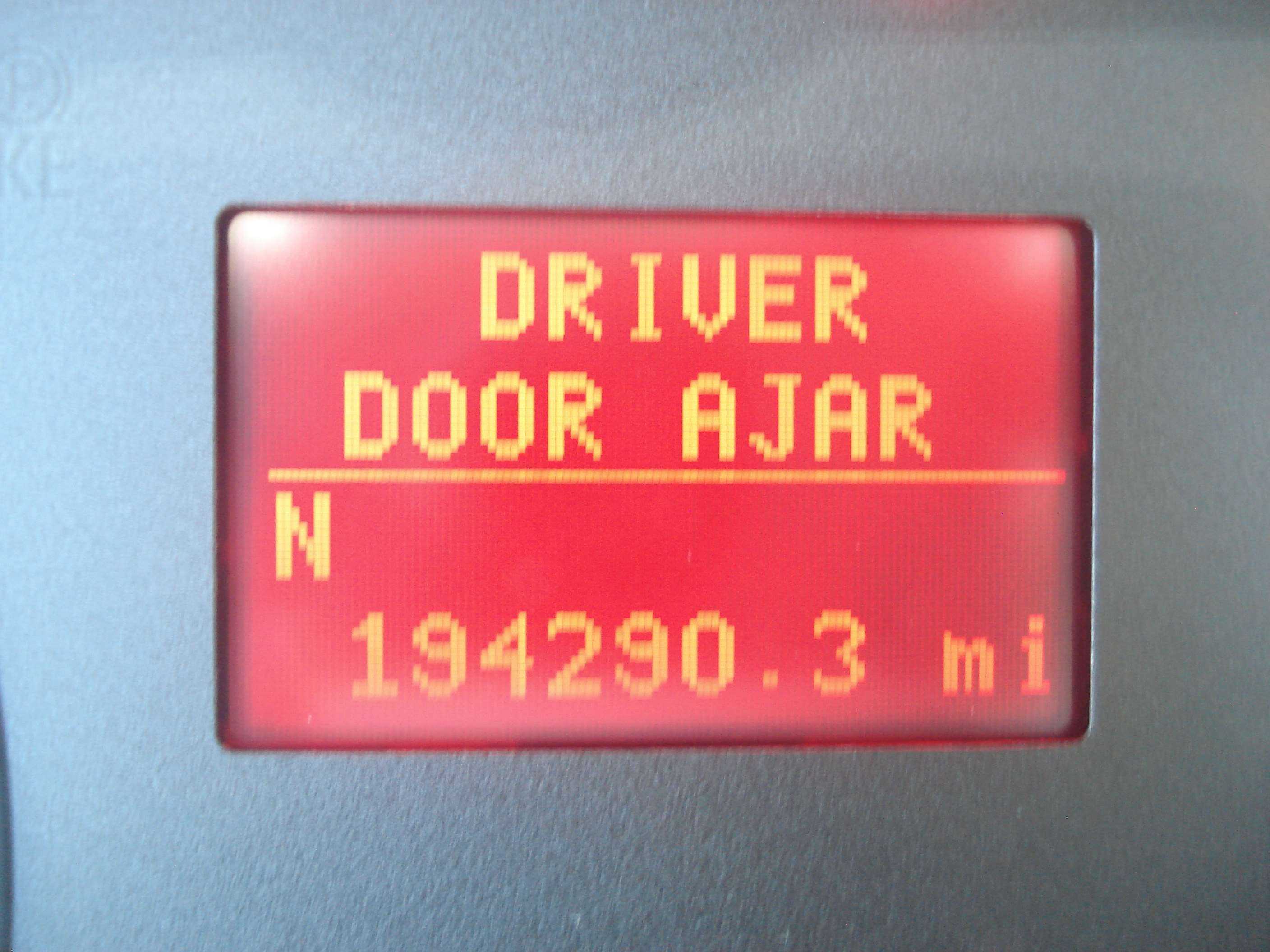 Ford Explorer Image 17