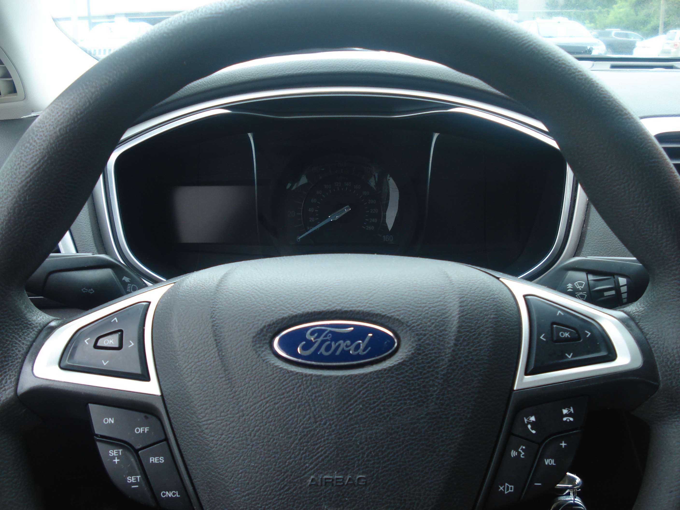 Ford Fusion Image 14