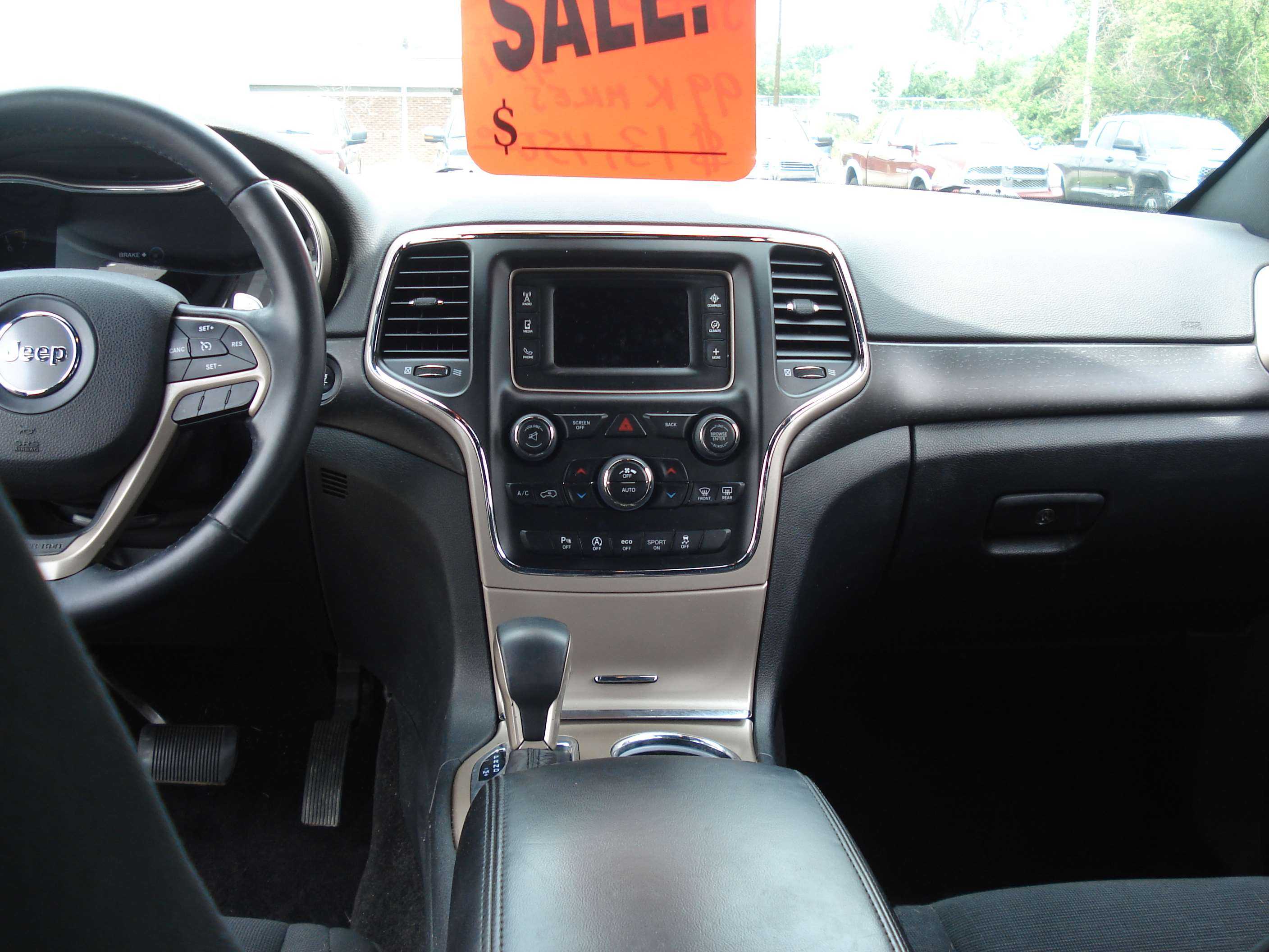 Jeep Grand Cherokee Image 13
