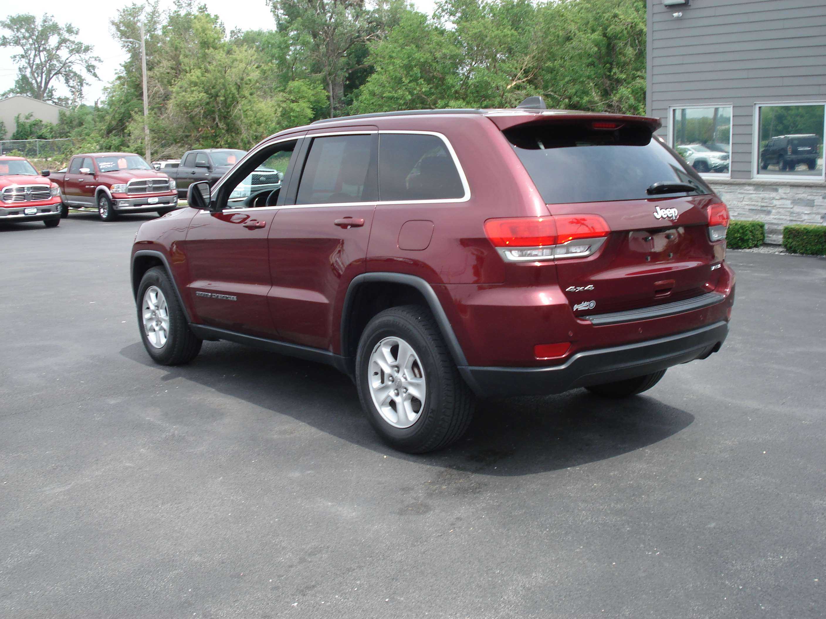 Jeep Grand Cherokee Image 8