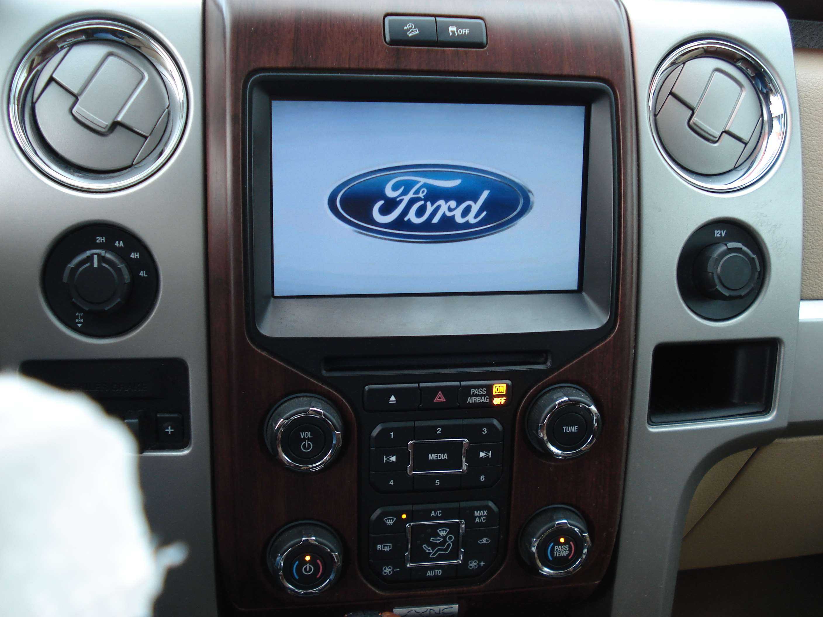 Ford F-150 Image 15