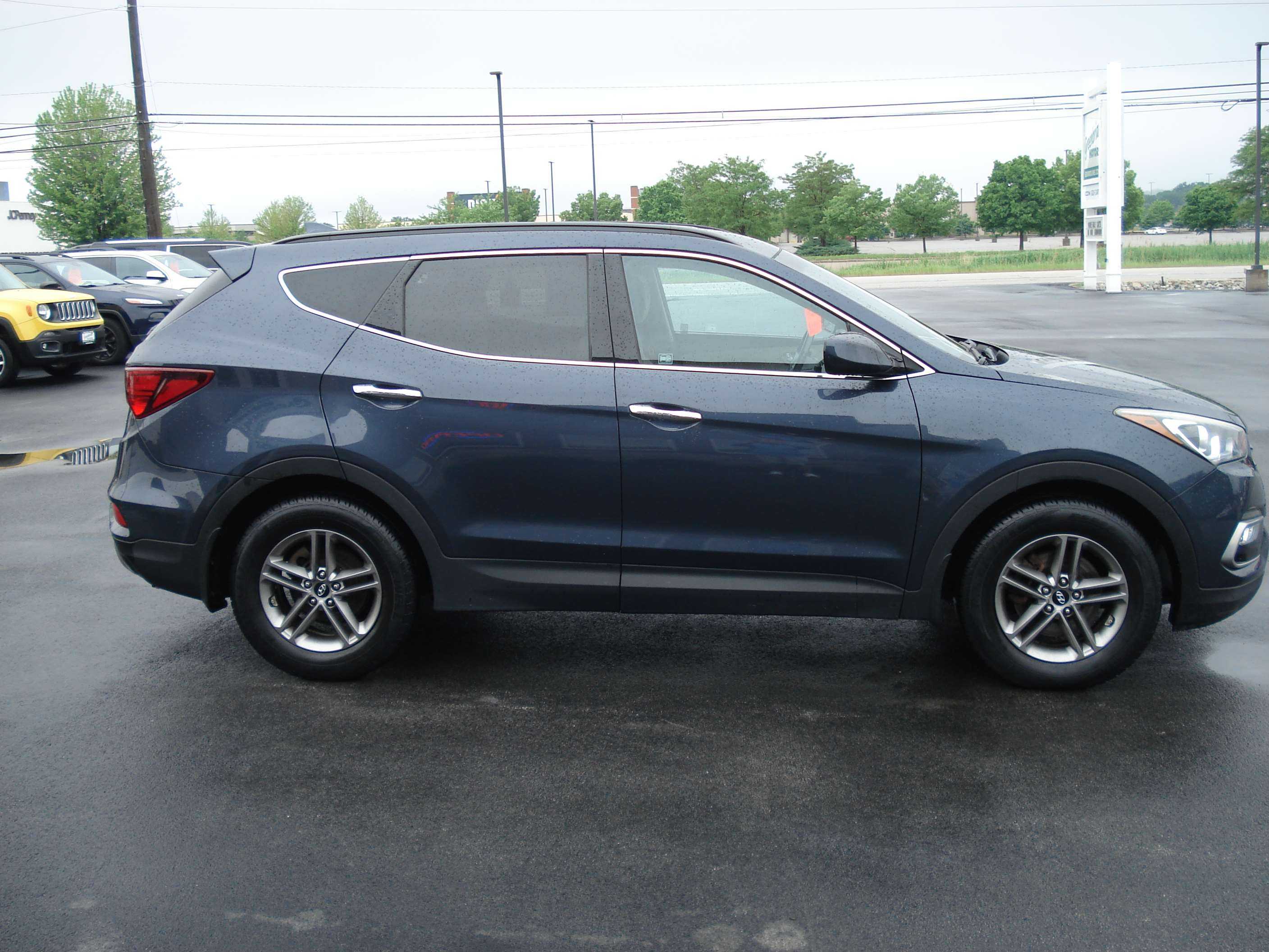 Hyundai Santa Fe Sport Image 4