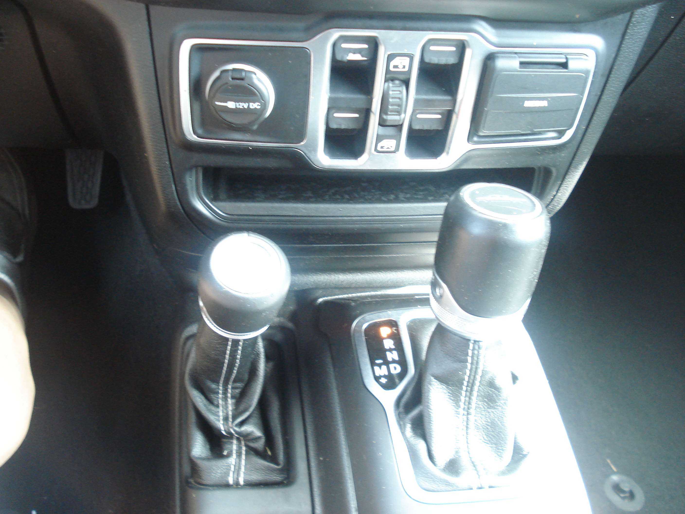 Jeep Gladiator Image 13