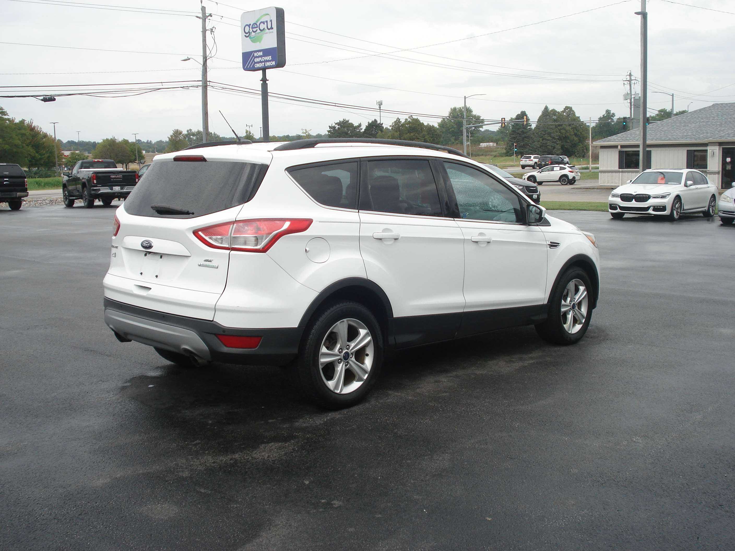 Ford Escape Image 6