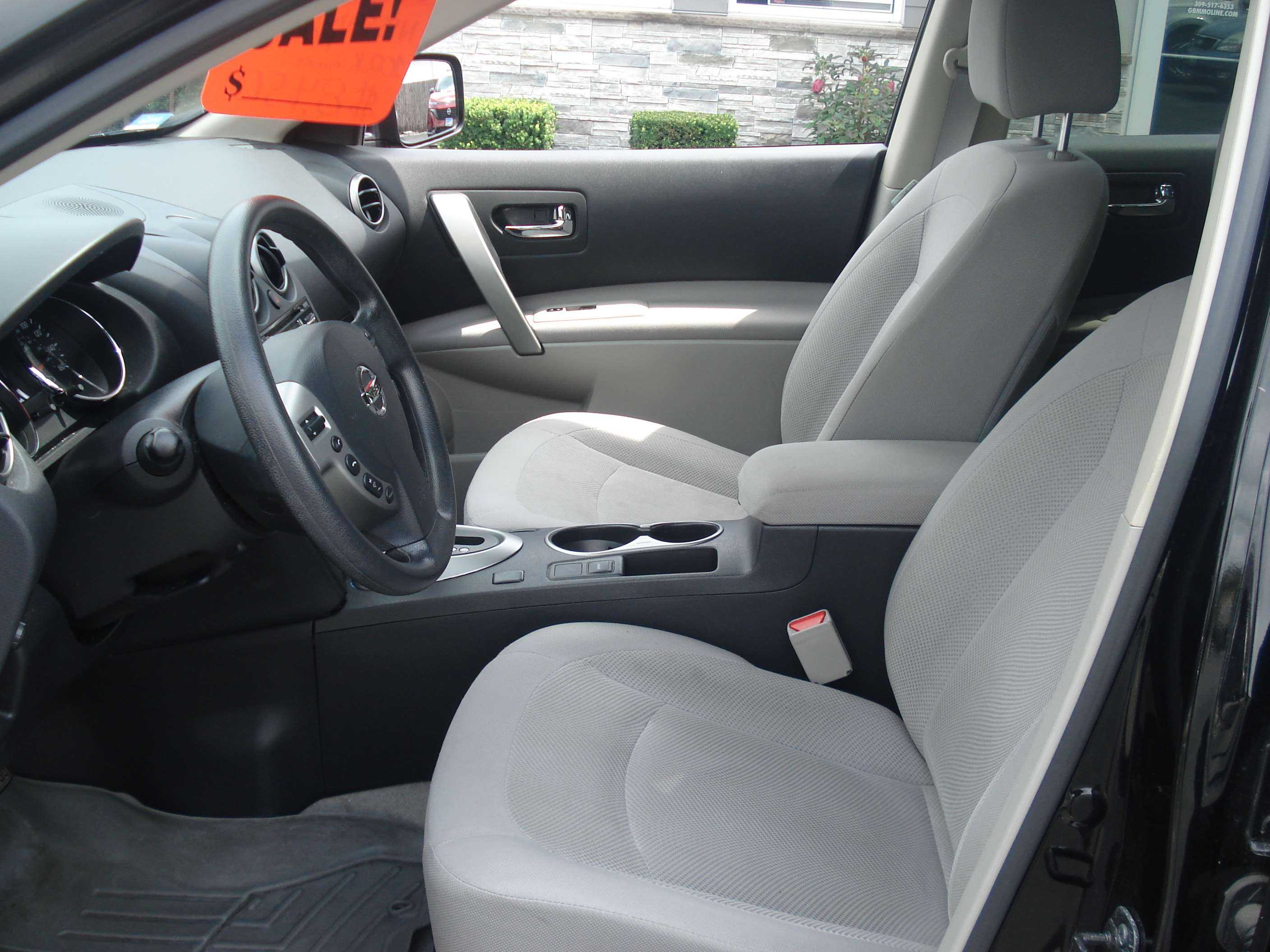 Nissan Rogue Select Image 10