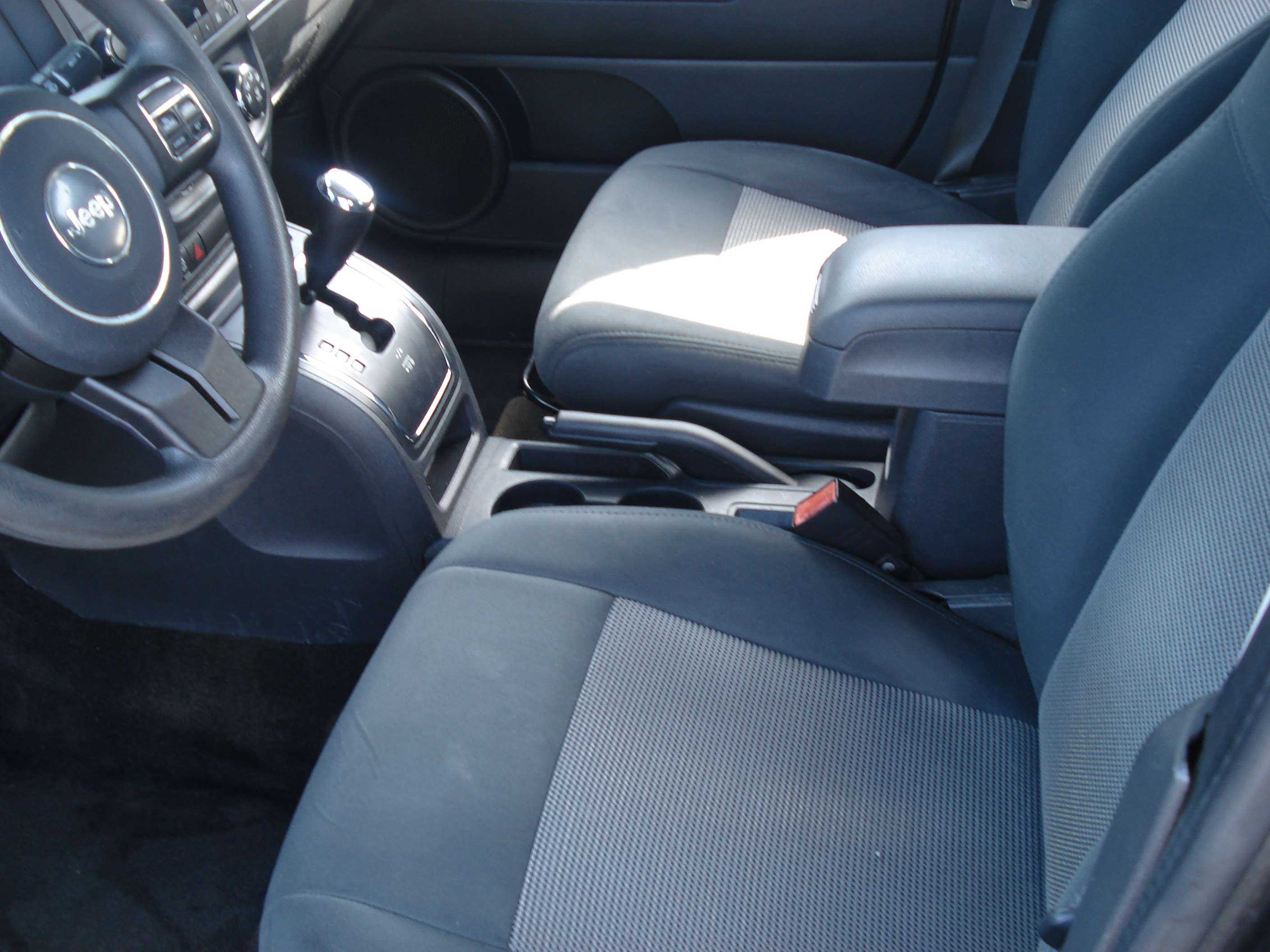 Jeep Patriot Image 9